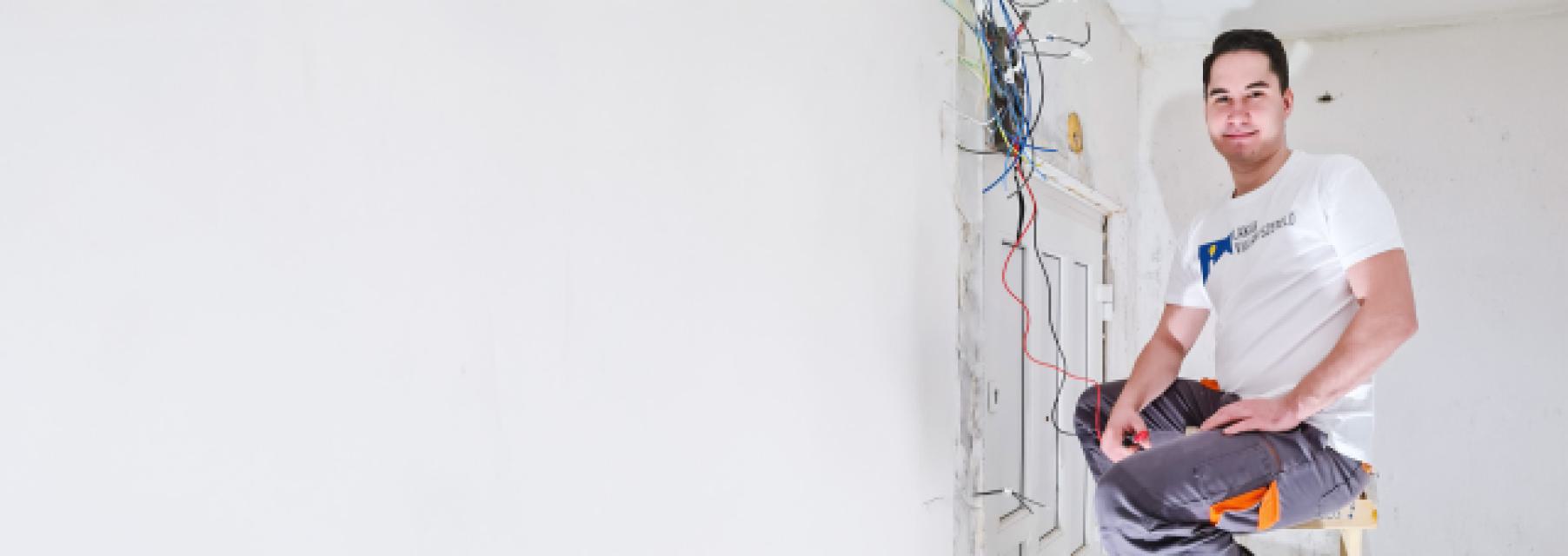 Megbízható villanyszerelés panellakásban